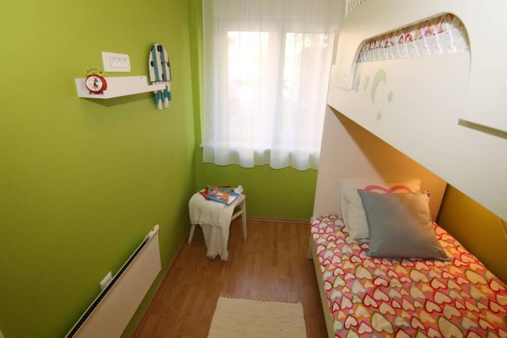 Fast Friend - Cozy Apartment In The Center With Private Garage Rijeka Bagian luar foto