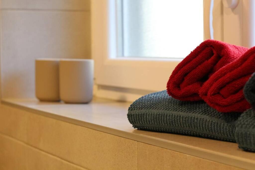Fast Friend - Cozy Apartment In The Center With Private Garage Rijeka Bagian luar foto